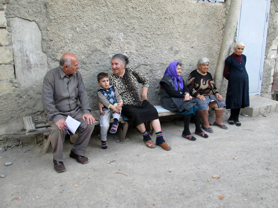 undefined У населения всегда есть вопросы к предстьавителю ЖЭКа.