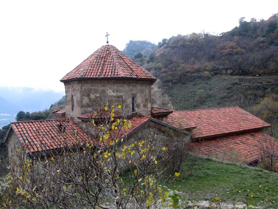 Монастырь Шиомгвиме. 6 век. Монастырь Шиомгвиме. 6 век.
