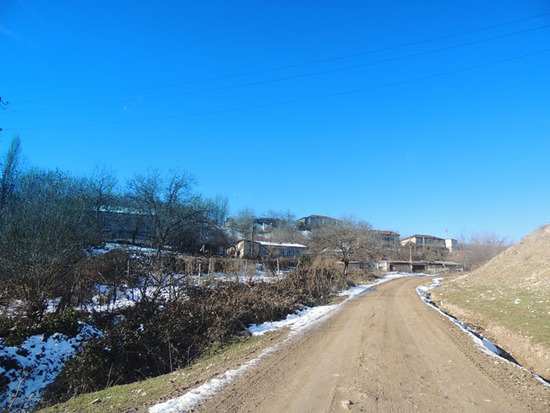 Въезжаем в с.Ашан. Въезжаем в с.Ашан.