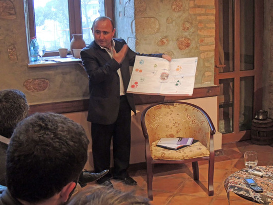 Татул Акопян - журналист, политический аналитик, независимый эксперт фонда Татул Акопян - журналист, политический аналитик, независимый эксперт фонда