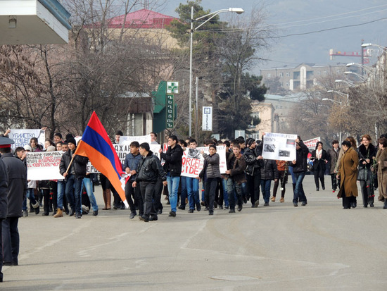На Мемориальном комплексе. г.Степанакерт. На Мемориальном комплексе. г.Степанакерт.