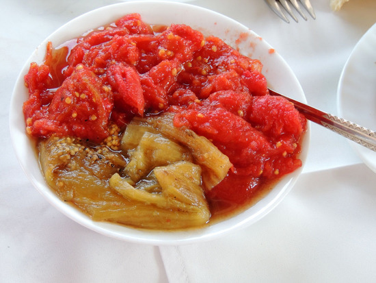 Икра (помидоры и баклажаны) к мясу. Икра (помидоры и баклажаны) к мясу.