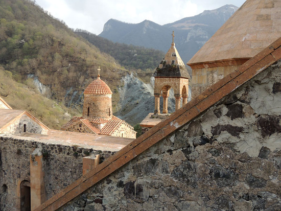 Дадиванк. Видж сверху. Дадиванк. Видж сверху.