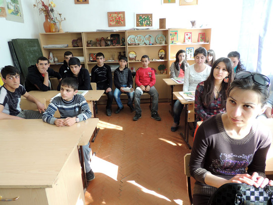 Дети слушаю задание... Дети слушаю задание...