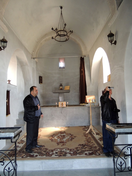 На алтаре мы зажгли свечи... На алтаре мы зажгли свечи...