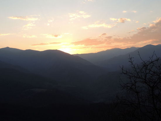 Возвращаемся домой поздно вечером... Возвращаемся домой поздно вечером...
