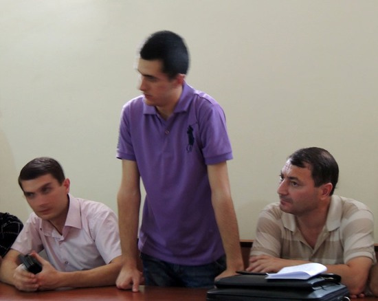 Подсудимый Давид Барсегян Подсудимый Давид Барсегян