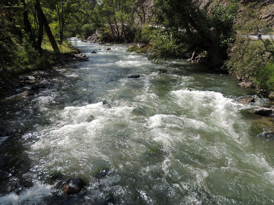Река Тер-тер (фото из личного архива). Река Тер-тер (фото из личного архива).