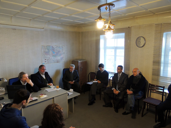 Часть участников встречи. Часть участников встречи.