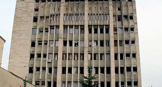 Здание правительства Южной Осетии, Цхинвал. Фото с сайта www.nr2.ru