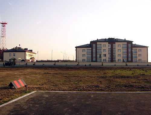 Комплекс зданий Пичорской погранзаставы, Гальский район, 8 декабря 2010 года. Фото "Кавказского узла" Комплекс зданий Пичорской погранзаставы, Гальский район, 8 декабря 2010 года. Фото "Кавказского узла"
