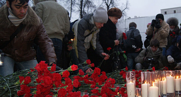 Акция памяти жертв теракта в аэропорту "Домодедово", Москва, 27 января 2011 года. Фото "Кавказского узла"