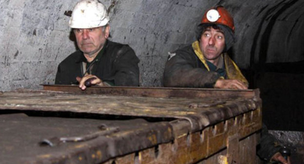 Рабочие шахты Ткибули, Грузия. Фото: www.ekhokavkaza.com