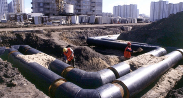 Южная Осетия, г. Цхинвал. Работы по замене подземных коммуникаций. Январь 2011 г. Фото: Информационное агентство Осинформ, www.osinform.ru