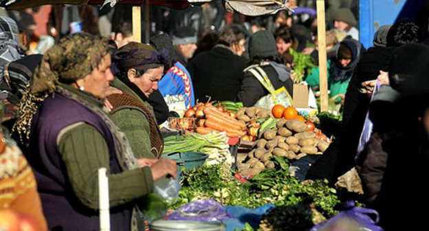 Рынок в Тбилиси. 12 февраля 2011 г. Фото: Nodar Tskhvirashvili, RFE/RL