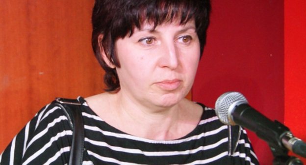 Элла Кесаева, лидер общественной организации «Голос Беслана», на международной конференции в г. Карманьола. 9 апреля 2011 г. Фото "Кавказского узла"