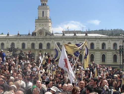 Митинг Народного форума на Площади Свободы в Тбилиси 21 мая 2011 г. Фото "Кавказского узла" Митинг Народного форума на Площади Свободы в Тбилиси 21 мая 2011 г. Фото "Кавказского узла"