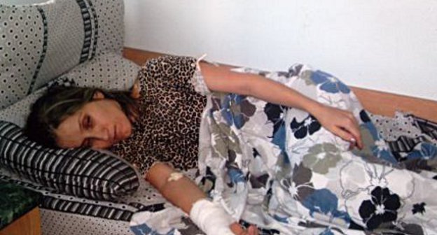 Адвокат Сапият Магомедова после избиения 17 июня 2010 года. Фото Ромена Звягельского с сайта издания "Российский адвокат" (gra.litsa.ru)