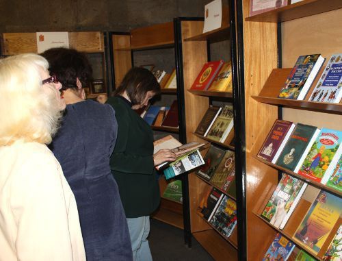 Открытие X фестиваля «Донская книга» в Донской государственной публичной библиотеке Ростова-на-Дону 27 сентября 2011 г. Фото Олеси Диановой для "Кавказского узла".