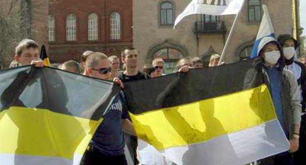 Русский марш в Саратове, июнь 2011 г. Фото: Radio Liberty (RFE/RL), www.svobodanews.ru 