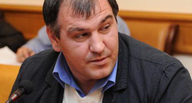Беслан Бациев на заседании комиссии по адаптации боевиков. Махачкала, 31 октября 2011 г. Фото Альберта Токаева для "Кавказского узла"