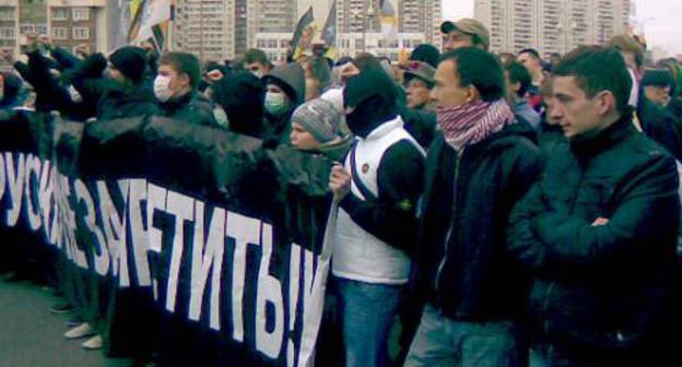 Участники "Русского марша" в Люблино. Москва, 4 ноября 2011 г. Фото Юлии Буславской для "Кавказского узла"