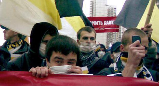 Участники "Русского марша" в Люблино. Москва, 4 ноября 2011 г. Фото Юлии Буславской для "Кавказского узла"
