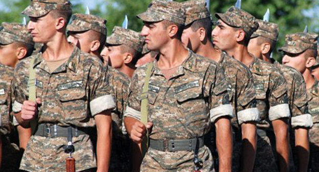 Солдаты Армии обороны Нагорного Карабаха. Фото: http://www.waronline.org/forum
