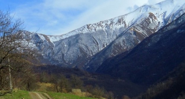 У поселка Ведучи в горах Чечни. Фото Mohmad Ulbi, u1ver.livejournal.com