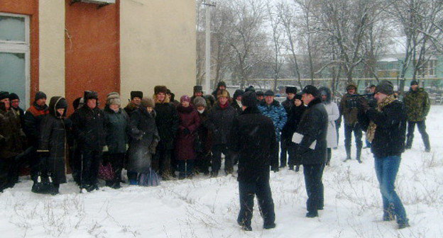 Митинг сотрудников "Донской водной компании" в городе Зверево Ростовской области. 1 февраля 2012 г. Фото предоставлено участниками мероприятия