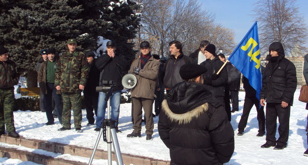 Участники митинга "За честные выборы" во Владикавказе 4 февраля 2012 г. Фото Эммы Марзоевой для "Кавказского узла"