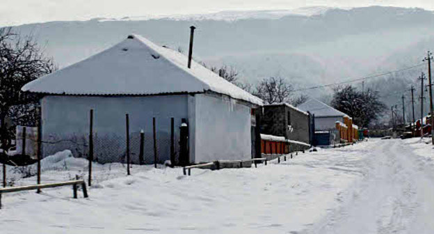 Зима 2012 года в Чечне. Веденский район, село Элистанжи. Фото: 	Mohmad Ulbi, u1ver.livejournal.com