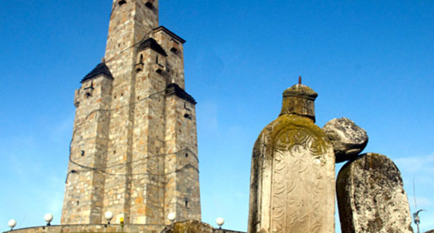 Мемориал жертвам политических репрессий в Назрани. Фото Марата Ахильгова, www.kavkasion.ru