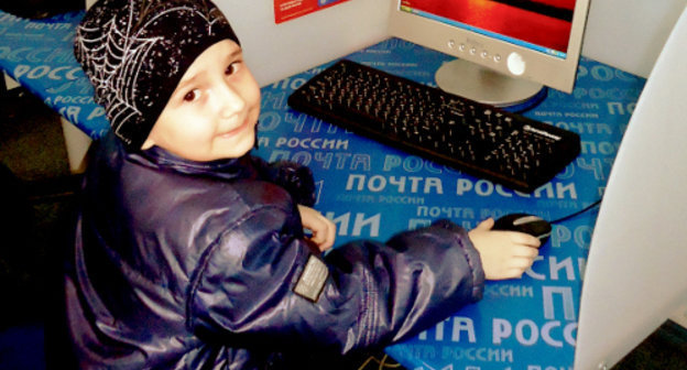 Северная Осетия, Владикавказ. Пункт коллективного доступа в почтовом отделении. Фото Марины Хутяевой для "Кавказского узла"