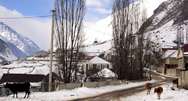 Селение Безенги. Черекский район, Кабардино-Балкария. 3 марта 2012 г. Фото Луизы Оразаевой для "Кавказского узла"