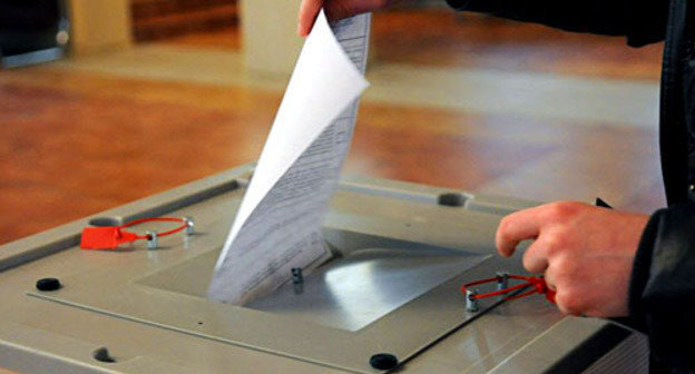 На одном из избирательных участков. 4 февраля 2012 г. Фото: www.yuga.ru