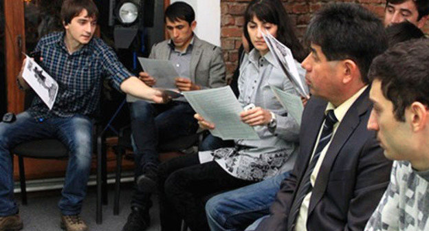 Встреча дагестанских блогеров. Дагестан, ноябрь 2011 г. Фото: gamidgitinov.livejournal.com