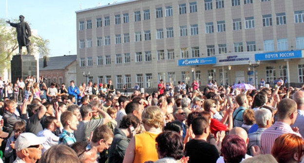 Акция в поддержку Олега Шеина. Астрахань, 21 апреля 2012 г. Фото: http://faereas.livejournal.com