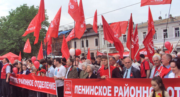 Первомайский митинг КПРФ во Владикавказе. Северная Осетия, 1 мая 2012 г. Фото Эммы Марзоевой для "Кавказского узла"