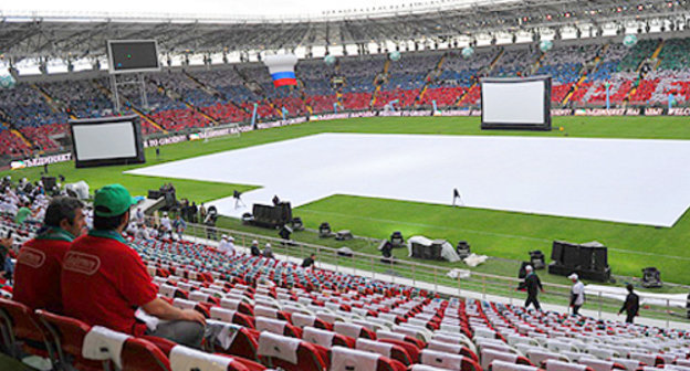 Стадион имени Ахмата Кадырова перед открытием. 2011 г. Фото очевидца
