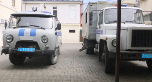 Сочи, 5 мая 2012 г., у следственного изолятора на ул. Советская, 4.  Фото Светланы Кравченко для "Кавказского узла"