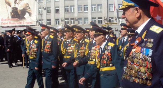 Северная Осетия, Владикавказ, 9 мая 2012 г. Ветераны Великой Отечественной войны на праздничном параде, посвященном 67-й годовщине Победы. Фото Эммы Марзоевой для "Кавказского узла"