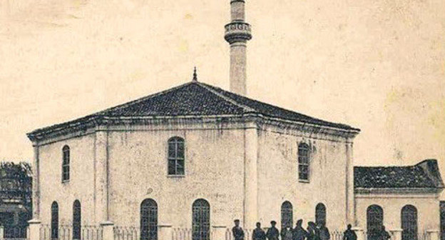 Мечеть имени султана Азиза в Батуми, снесенная в советское время. Фото http://kamavor.livejournal.com/