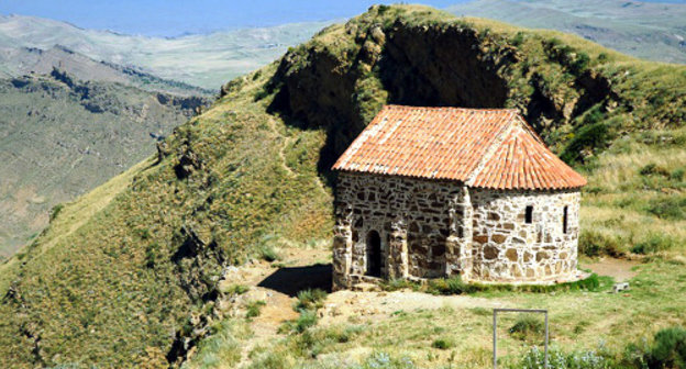 Азербайджан, монастырь Удабно. 2010 г. Фото Анны Красовской, Krasovskaya.net/Astrolabe.su