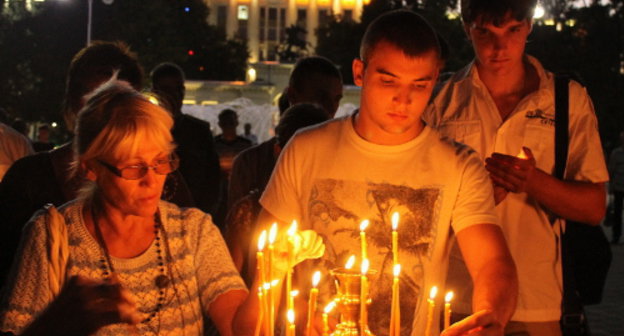 Акция памяти о жертвах теракта в Беслане. Краснодар, 3 сентября 2012 г. Фото Никиты Серебрянникова для "Кавказского узла"