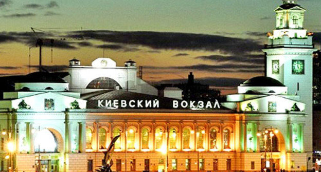 Площадь возле ТЦ "Европейский". Фото http://osinform.org Площадь возле ТЦ "Европейский". Фото http://osinform.org