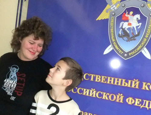 Валентина и Святослав Горбуновы в следственном комитете Сочи. 1 ноября 2012 г. Фото Светланы Кравченко для "Кавказского узла" Валентина и Святослав Горбуновы в следственном комитете Сочи. 1 ноября 2012 г. Фото Светланы Кравченко для "Кавказского узла"