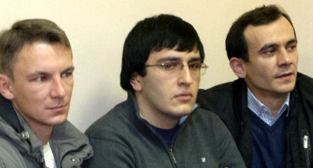 Фуад Мирзоев (справа) и Зураб Рамазанов. Москва, 2 ноября 2012 г. Фото Юлии Буславской для "Кавказского узла" Фуад Мирзоев (справа) и Зураб Рамазанов. Москва, 2 ноября 2012 г. Фото Юлии Буславской для "Кавказского узла"