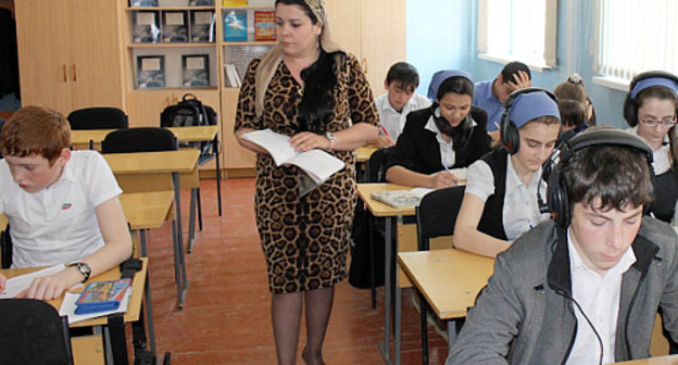 Чечня, Грозный. Урок в средней школе №29. Фото: http://www.29-shkola.ru Чечня, Грозный. Урок в средней школе №29. Фото: http://www.29-shkola.ru
