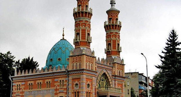 Мечеть Мухтарова во Владикавказе, Северная Осетия. Фото: Rartat, http://commons.wikimedia.org Мечеть Мухтарова во Владикавказе, Северная Осетия. Фото: Rartat, http://commons.wikimedia.org